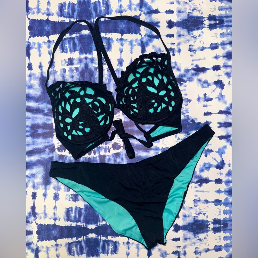 Blue & Black Push-up Swim top and bottom Size XL